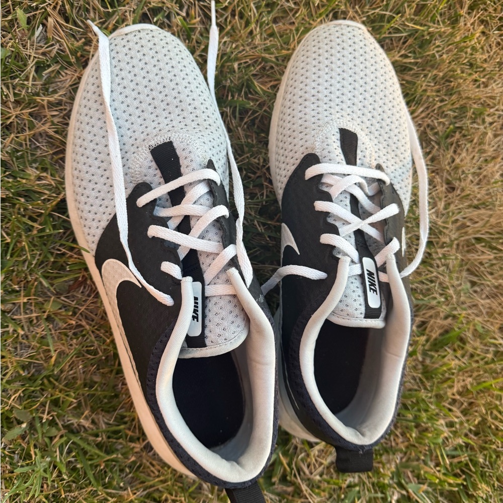 Nike men’s Golf Shoes 10.5